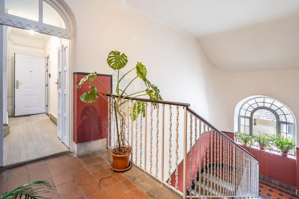 Quiet Charming Apartment Near The Center Budapest Ngoại thất bức ảnh